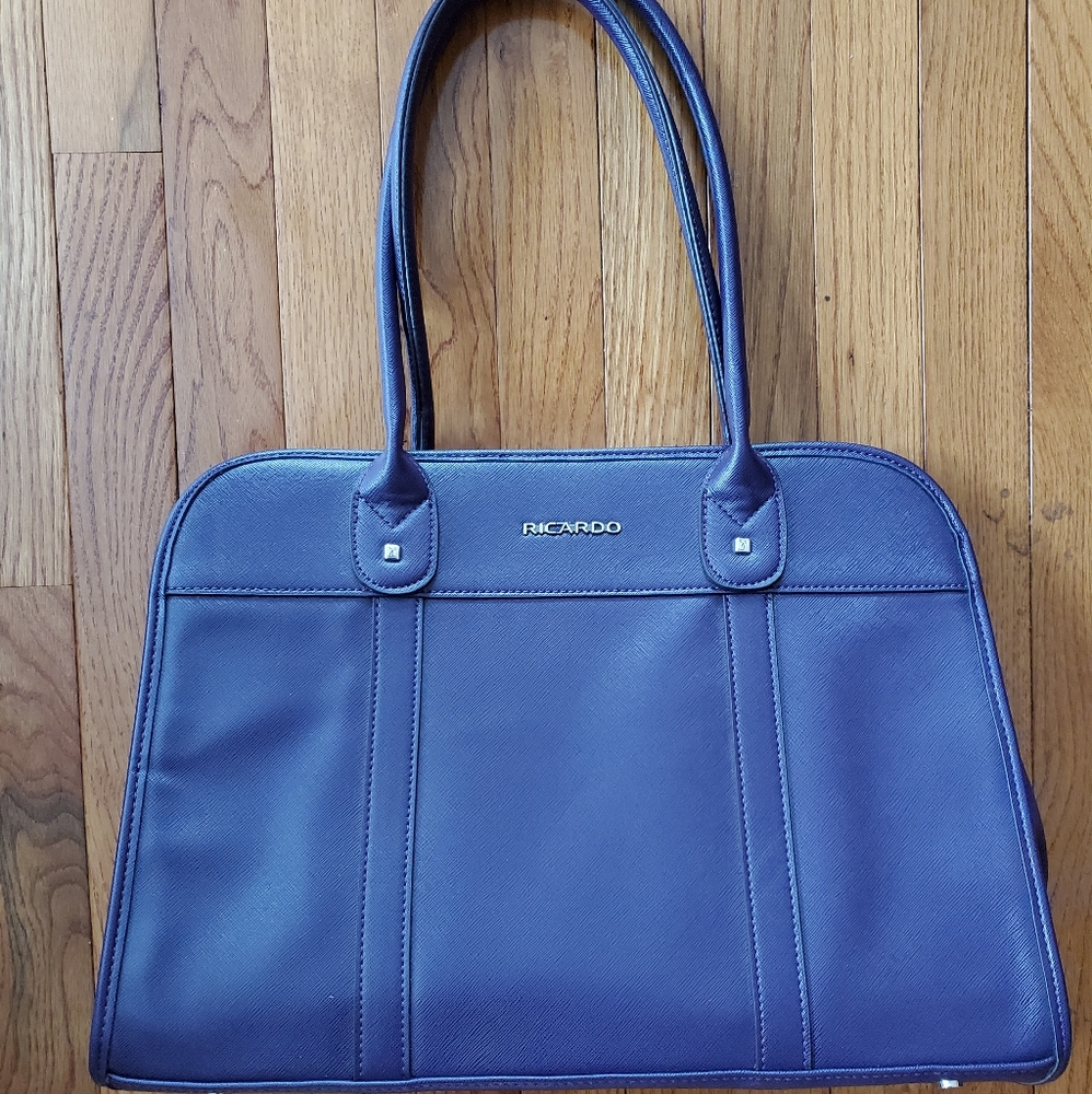 Ricardo laptop bag